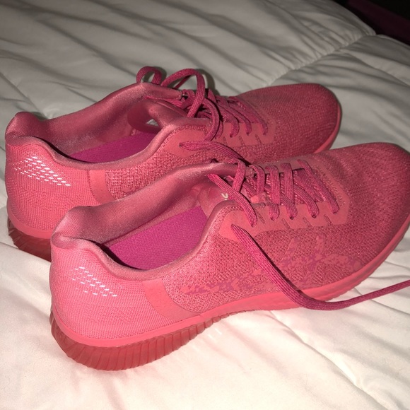 Hot Pink ASICS running shoes - Picture 2 of 5